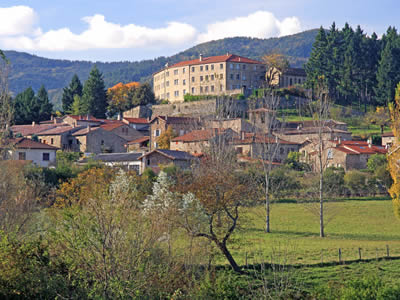 Boucieu is located in the heart of a green valley